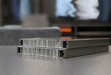 地腳套鋁材衛生間隔斷2