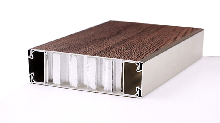 鋁蜂窩板有哪些優勢？