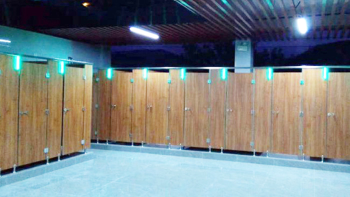 學校衛生間隔斷